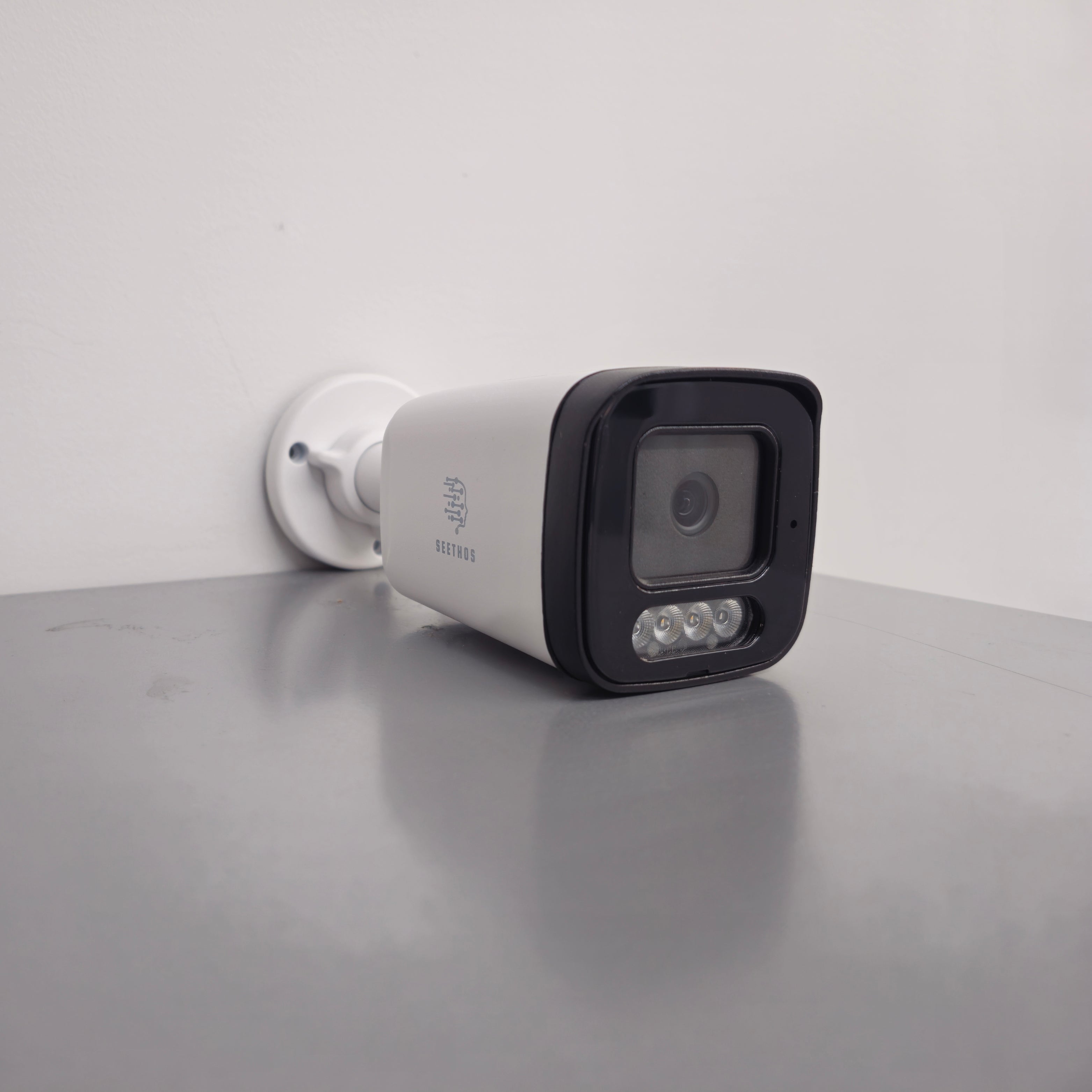 AI-IP100-8 — 8MP 4K Bullet IP Camera with Active Deterrence